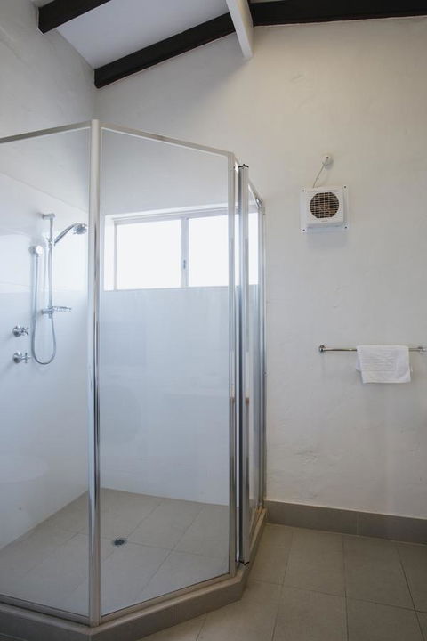 Canal Rocks Beachfront Apartments - Accommodation VIC 30