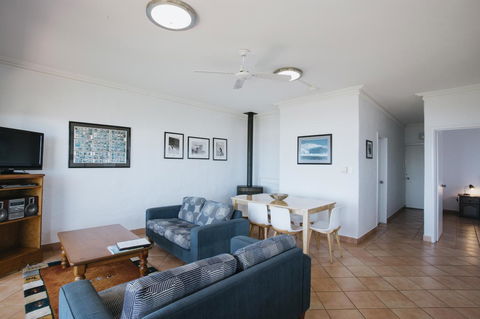 Canal Rocks Beachfront Apartments - Accommodation VIC 9