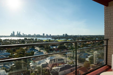 Metro Hotel Perth - Accommodation VIC 6
