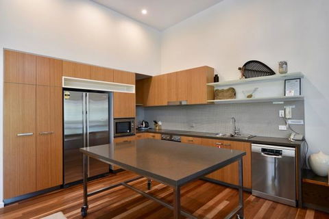 East On Byron - Accommodation VIC 12