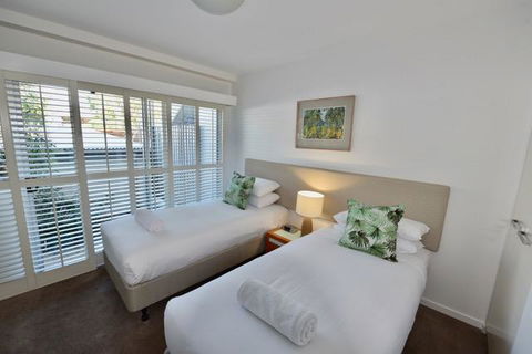 East On Byron - Accommodation VIC 8