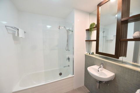 East On Byron - Accommodation VIC 32