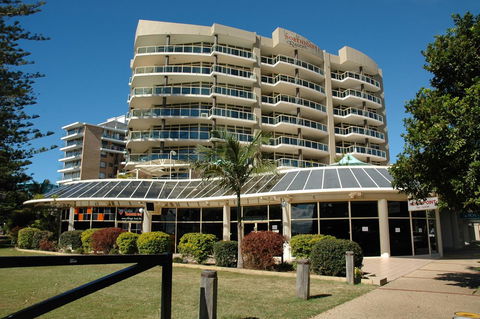 Northpoint Apartments - Accommodation VIC 4