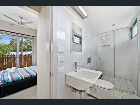 Crescent Head Spa Villa - Accommodation VIC 5