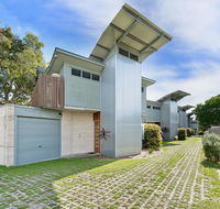 Sun Worship Eco Villas - Accommodation VIC