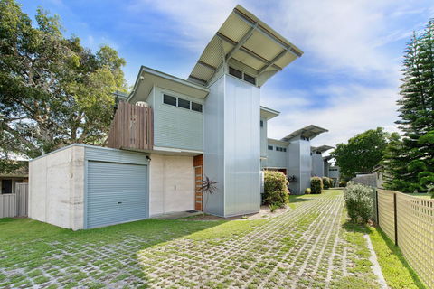 Crescent Head Spa Villa - Accommodation VIC 0
