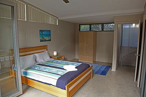 Crescent Head Spa Villa - Accommodation VIC 4
