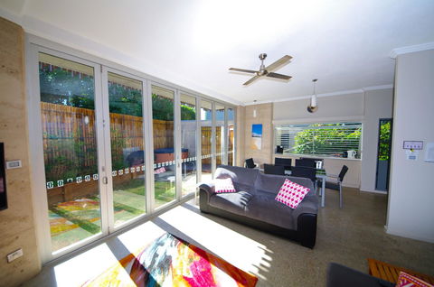 Crescent Head Spa Villa - Accommodation VIC 25