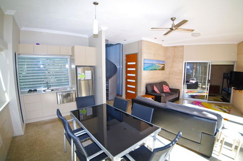 Crescent Head Spa Villa - Accommodation VIC 15