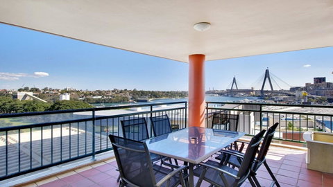 Darling Harbor Apartment - Accommodation VIC 6