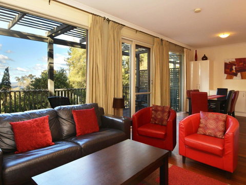 Villa Executive 2br Cypress DS Located Within Cypress Lakes Resort - Accommodation VIC 0