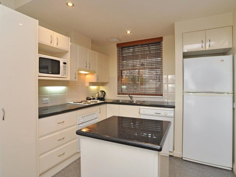 Villa Executive 2br Cypress DS Located Within Cypress Lakes Resort - Accommodation VIC 13