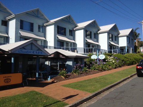 Breakers Apartments - Accommodation VIC 0