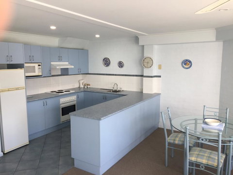Breakers Apartments - Accommodation VIC 8