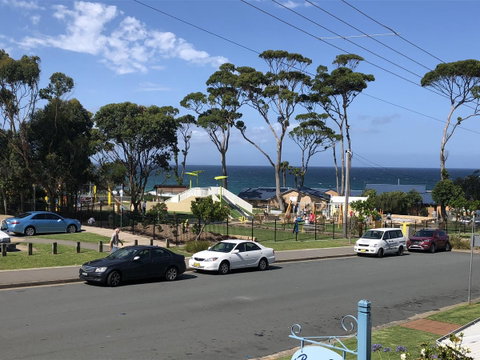 Breakers Apartments - Accommodation VIC 5