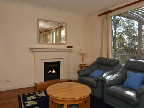 Villa 2br Prosecco Villa Located Within Cypress Lakes Resort - Accommodation VIC 2