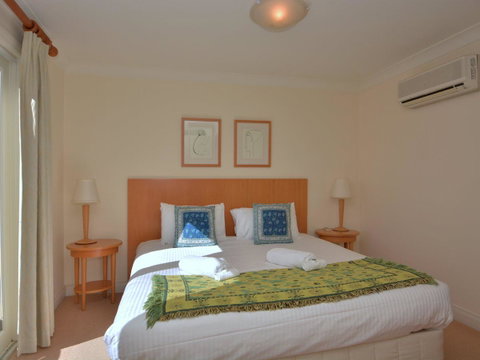 Villa 2br Prosecco Villa Located Within Cypress Lakes Resort - Accommodation VIC 12