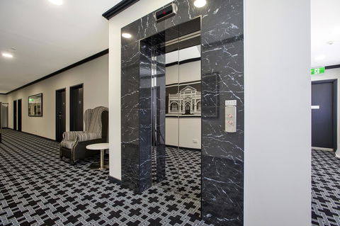 CH Boutique Hotel & Apartments, Ascend Hotel Collection - Accommodation VIC 5