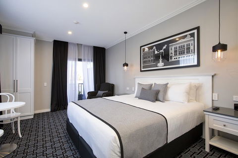 CH Boutique Hotel & Apartments, Ascend Hotel Collection - Accommodation VIC 2