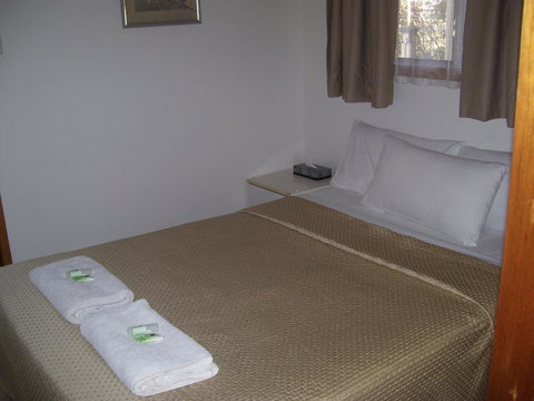 Glenwood Tourist Park & Motel - Accommodation VIC 21