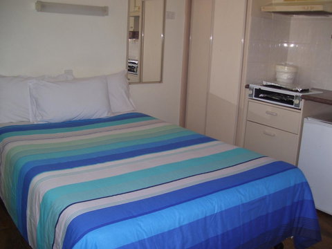 Glenwood Tourist Park & Motel - Accommodation VIC 14