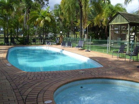 Glenwood Tourist Park & Motel - Accommodation VIC 3
