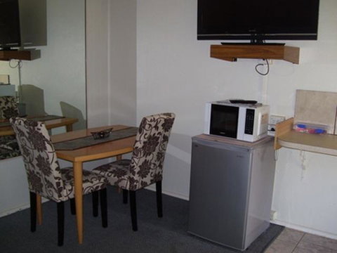 Glenwood Tourist Park & Motel - Accommodation VIC 10