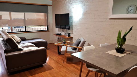 Great Escape Lofts - Accommodation VIC 9