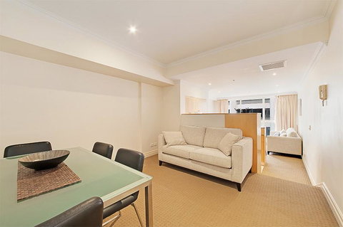 Wyndel Apartments Sydney CBD - Bond - Accommodation VIC 9