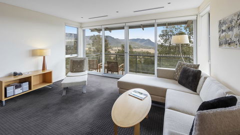 Oaks Cypress Lakes Resort - Accommodation VIC 9