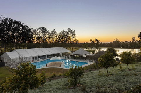 Oaks Cypress Lakes Resort - Accommodation VIC 31