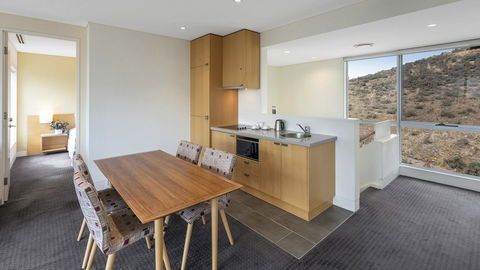 Oaks Cypress Lakes Resort - Accommodation VIC 11