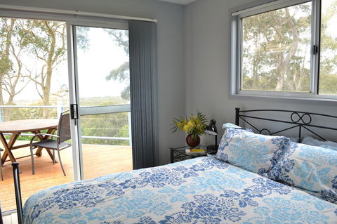 Bundle Hill Cottages - Accommodation VIC 34