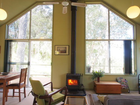 Bundle Hill Cottages - Accommodation VIC 13