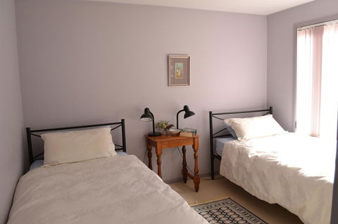Bundle Hill Cottages - Accommodation VIC 33