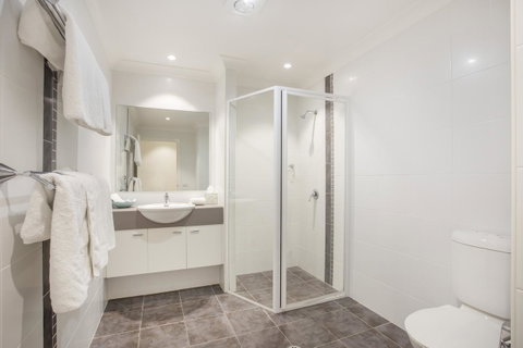 Beachfront 2 - Accommodation VIC 18