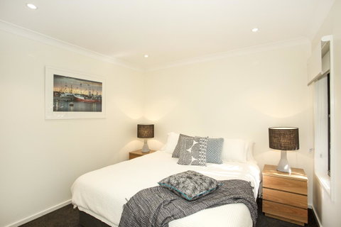 Beachfront 2 - Accommodation VIC 17