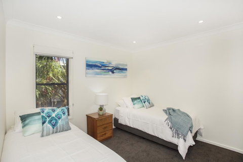 Beachfront 2 - Accommodation VIC 15
