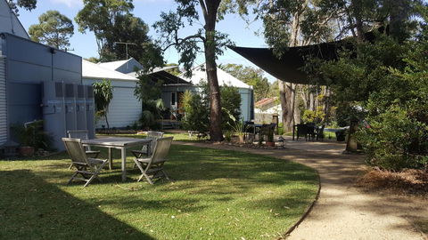 Huskisson Holiday Motel Cabins - Accommodation VIC 35