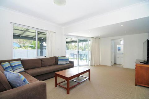 Huskisson Holiday Motel Cabins - Accommodation VIC 25