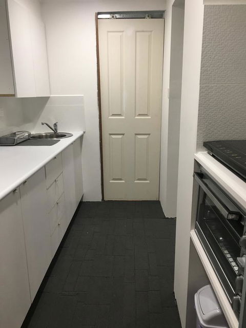 Arena Blanca Studio Apartment - Accommodation VIC 4