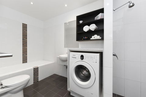 Mantra Quayside Port Macquarie - Accommodation VIC 11