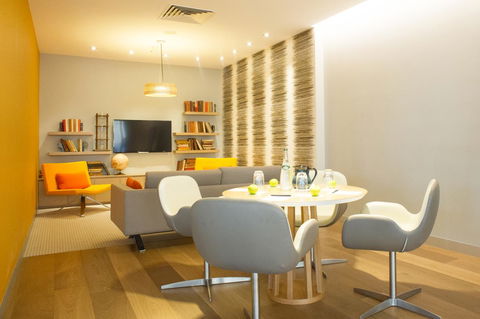 Novotel Sydney Darling Harbour - Accommodation VIC 27