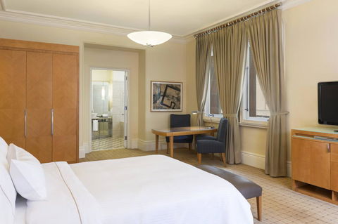 The Fullerton Hotel Sydney - Accommodation VIC 44