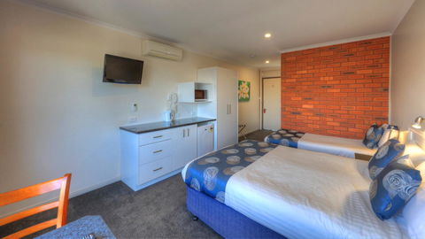Pelican Motor Inn - Accommodation VIC 3
