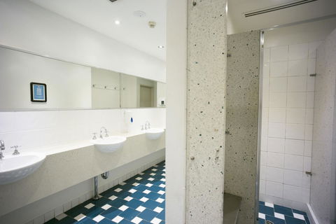 YHA Sydney Central - Accommodation VIC 15