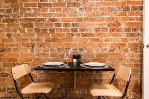 Chippendale Â· Quaint 1880â€™s Sydney Chippendale Terrace House - Accommodation VIC 11
