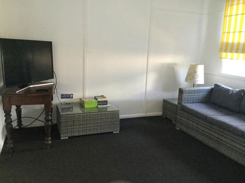 Hat Head Beach Cottage 1 - Accommodation VIC 17