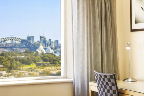 Holiday Inn Sydney Potts Point - Accommodation VIC 18