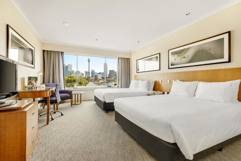 Holiday Inn Sydney Potts Point - Accommodation VIC 23